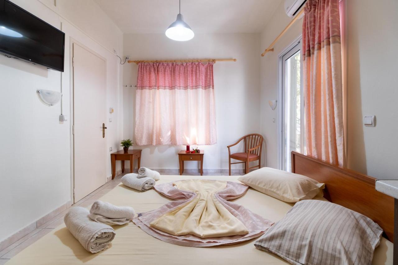 Club - 1 Apartment