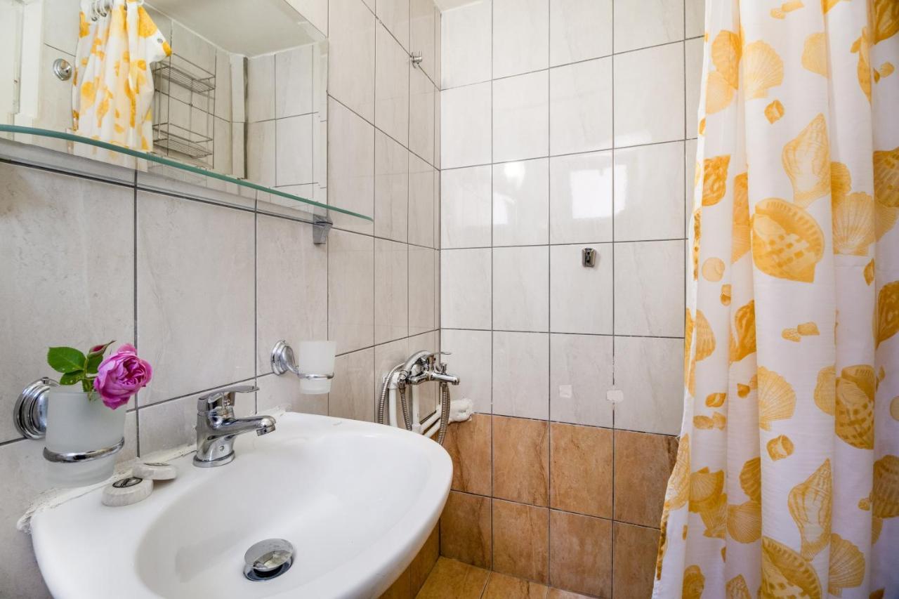 Appartement Club - 1 *